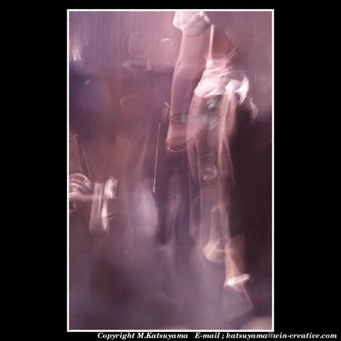 ���̉摜�̓N���b�N�o���܂���@�摜�\���G���A�̊O�ɃJ�[�\�����ړ������ēǂݍ��݂����҂�������